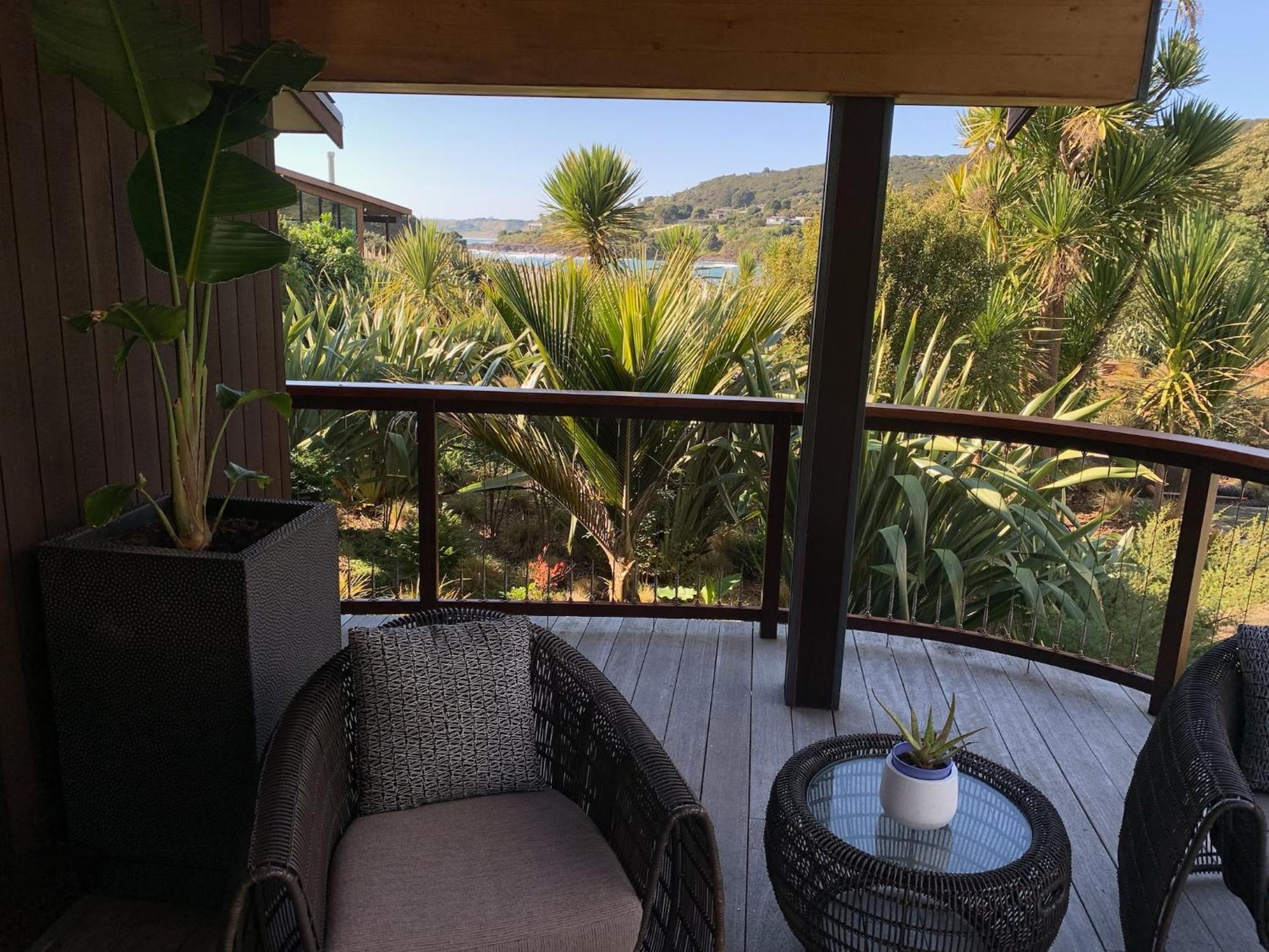 Te Whaanga Retreat & Spa 라글란 외부 사진