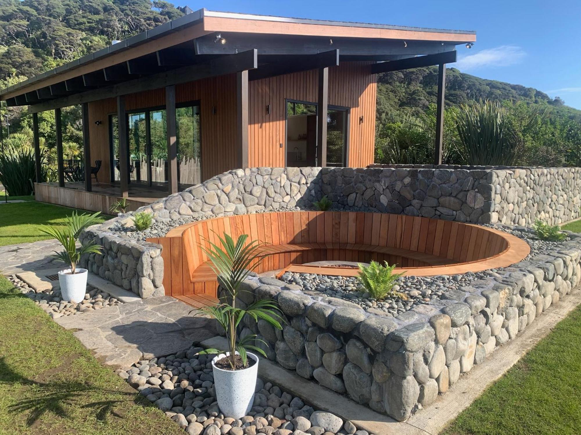 Te Whaanga Retreat & Spa 라글란 외부 사진